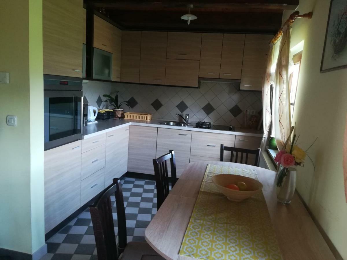 Villa Kuca Za Odmor Barbara Donja Stubica Esterno foto
